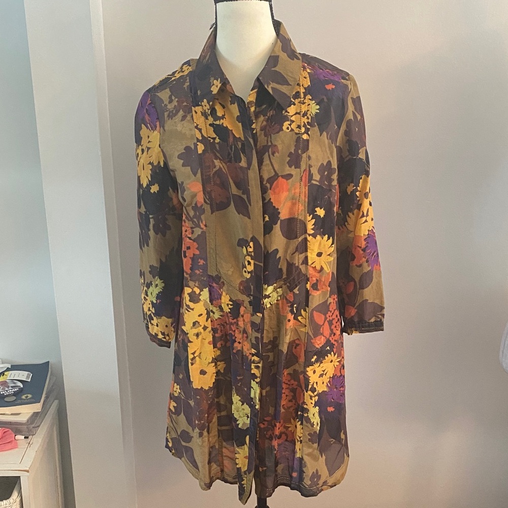 Coldwater creek button up tunicblouse silk and cotton. Blend